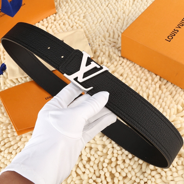 激安ルイヴィトンベルト正面デザイン